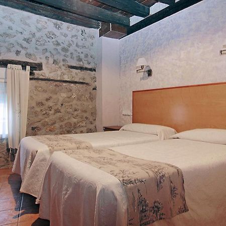 Hotel Rural Los Abuelos Montemayor de Pililla Buitenkant foto