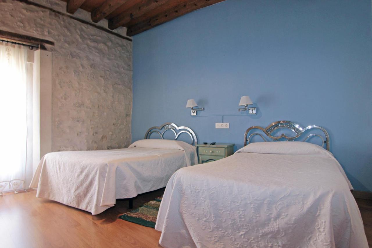 Hotel Rural Los Abuelos Montemayor de Pililla Buitenkant foto